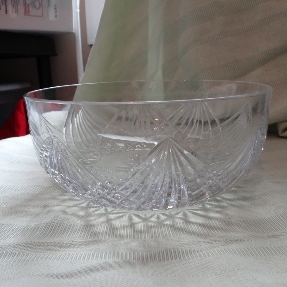 Atlantis Glass Serving Bowl